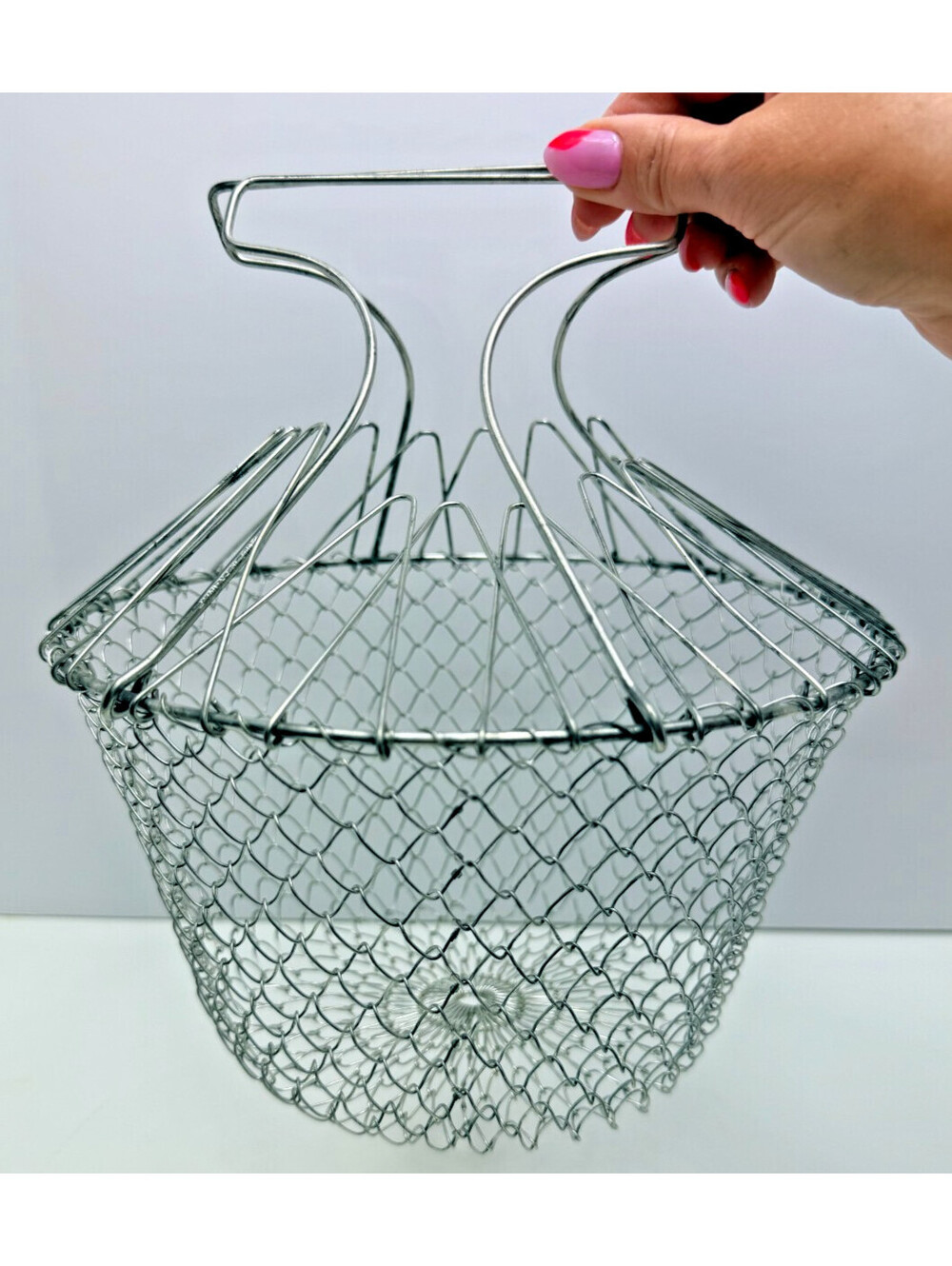Vtg French Collapsible Wire Egg Basket Fruit Vegetable Farmhouse 9" x 10"
